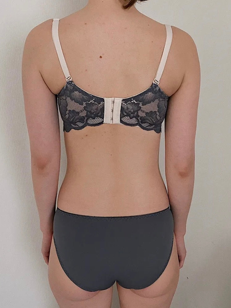 【垂れ胸さん向け】脇高痩せ見え♡バストアップ3点セット