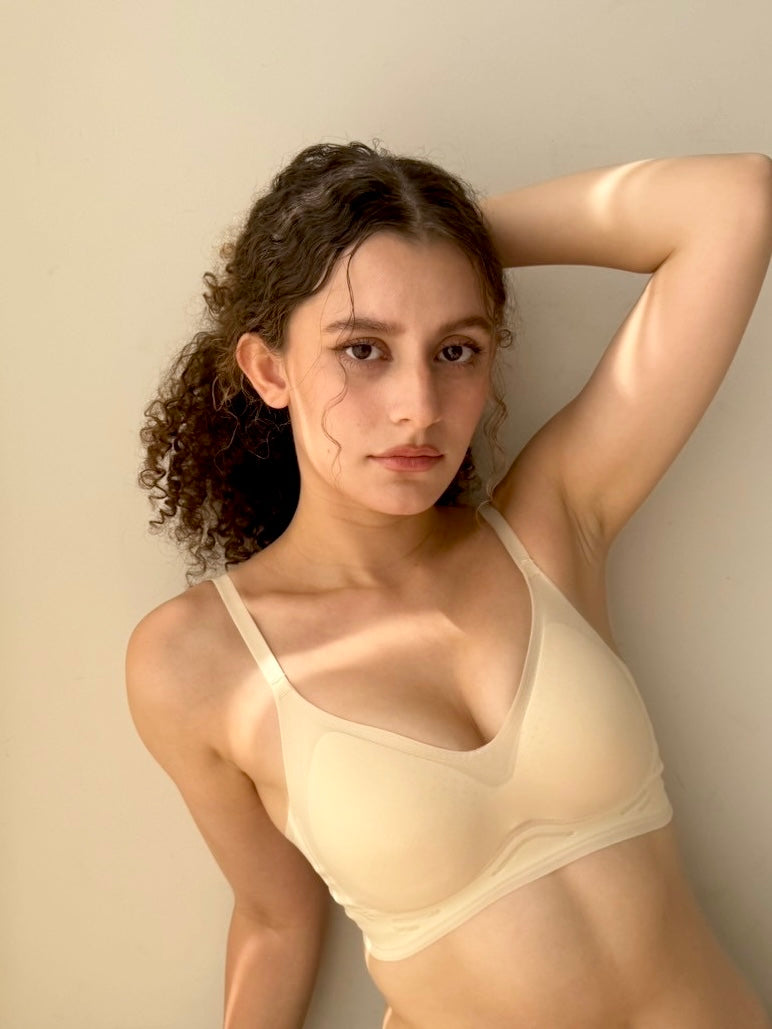 超軽量!エアリーフィッティングブラ