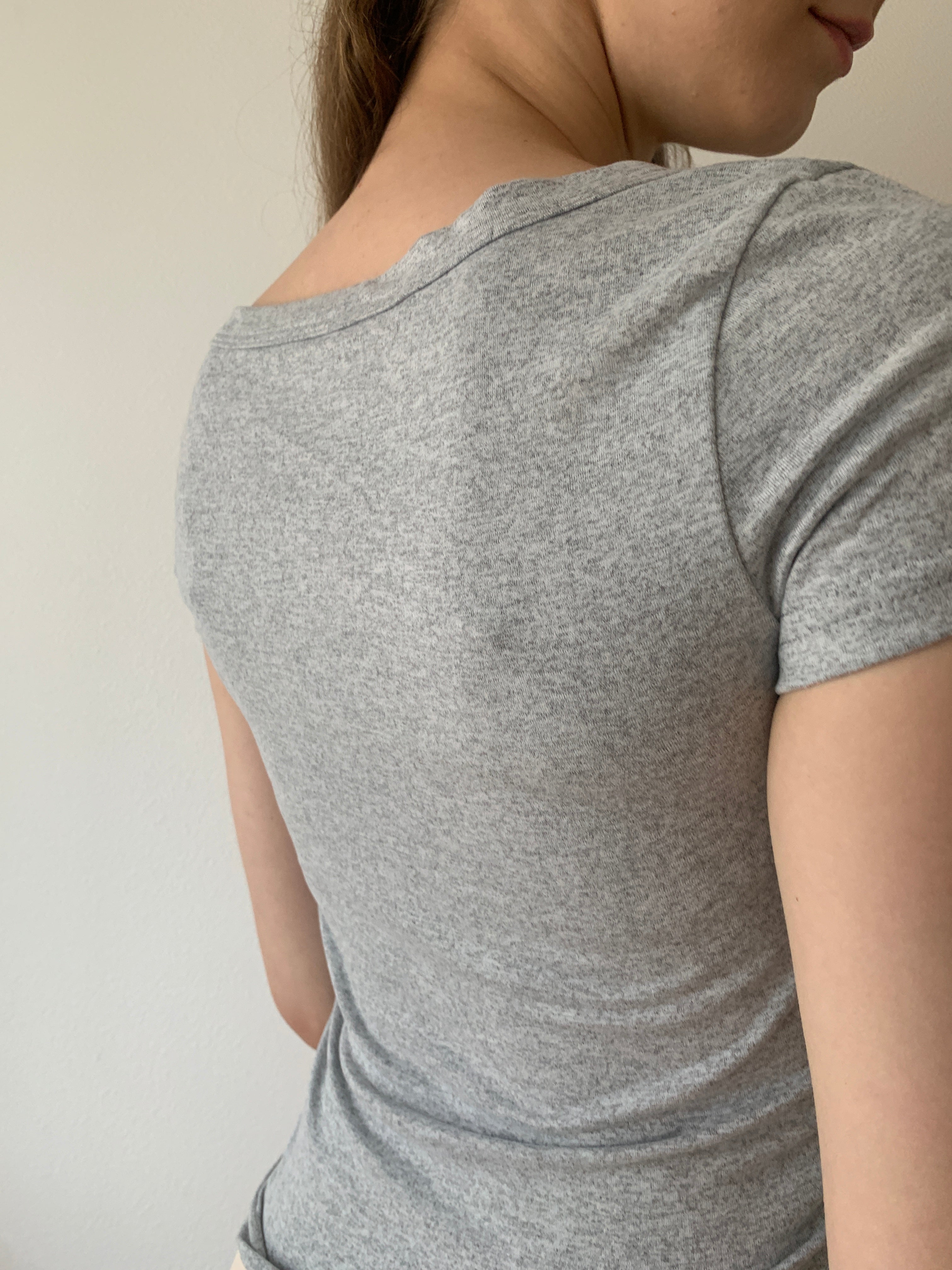 ブラのボコボコなし!背中すっきりフロントホックブラセット