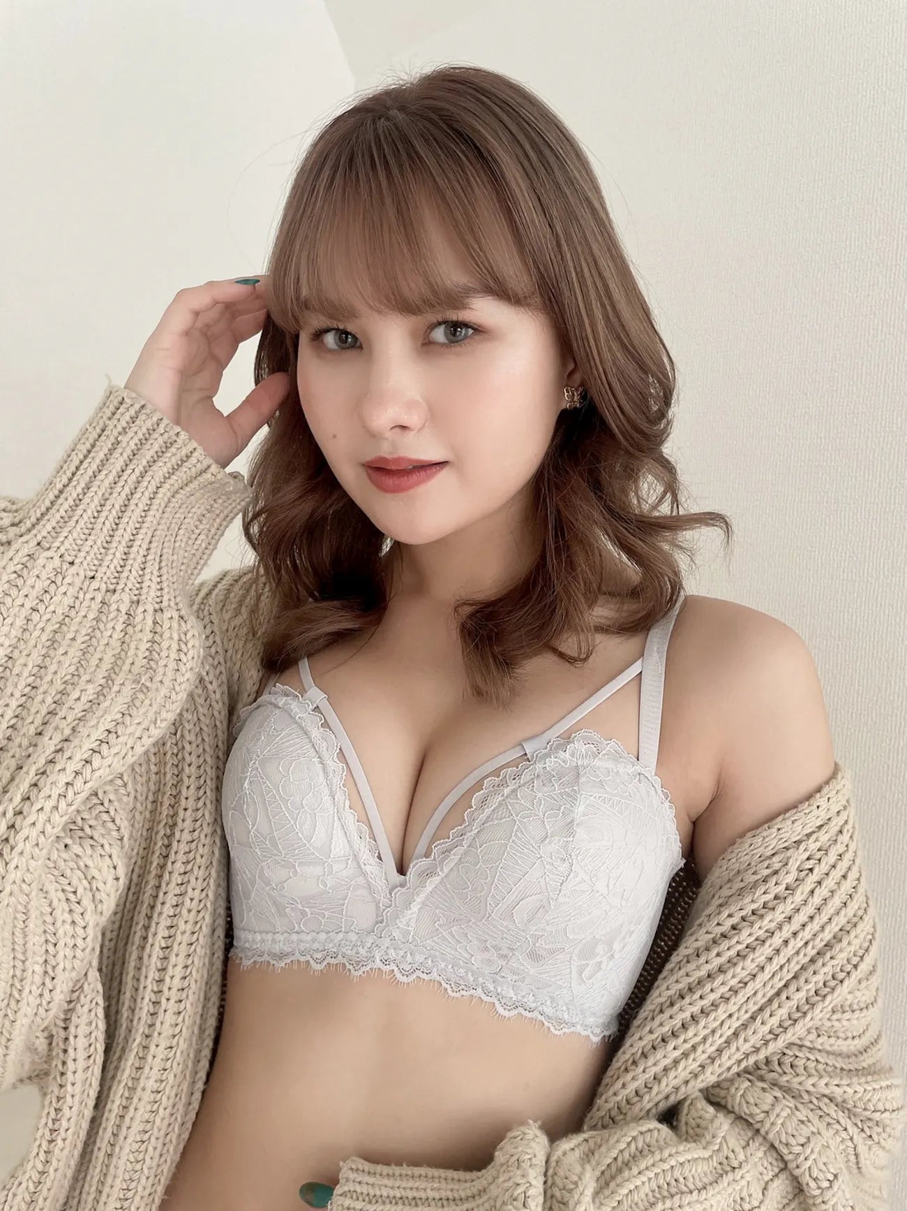 【整形級谷間】手形パッドセクシーレースブラセット