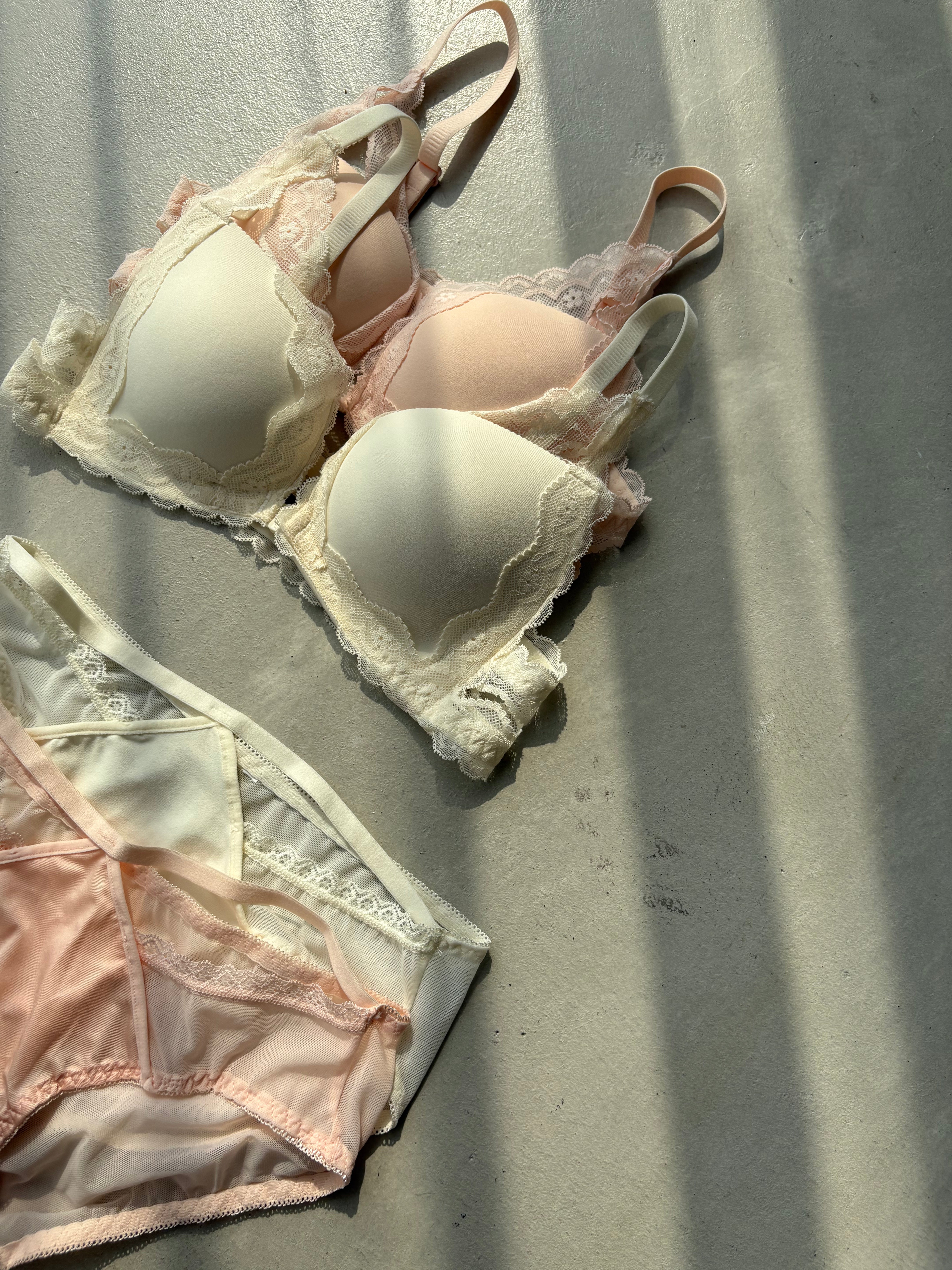 フロントホックバックフルレースブラセット