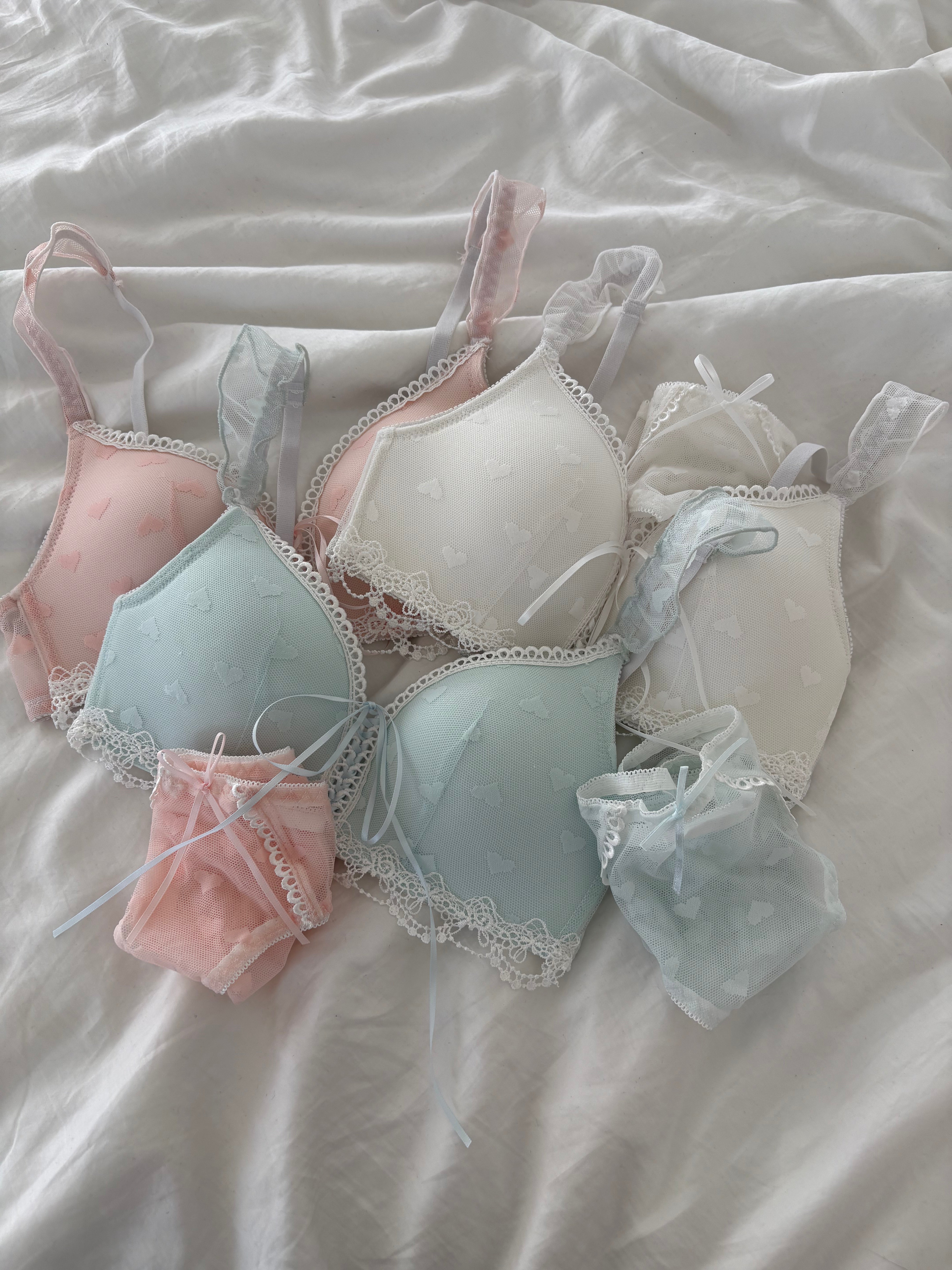 コットンキャンディーハートレースブラセット