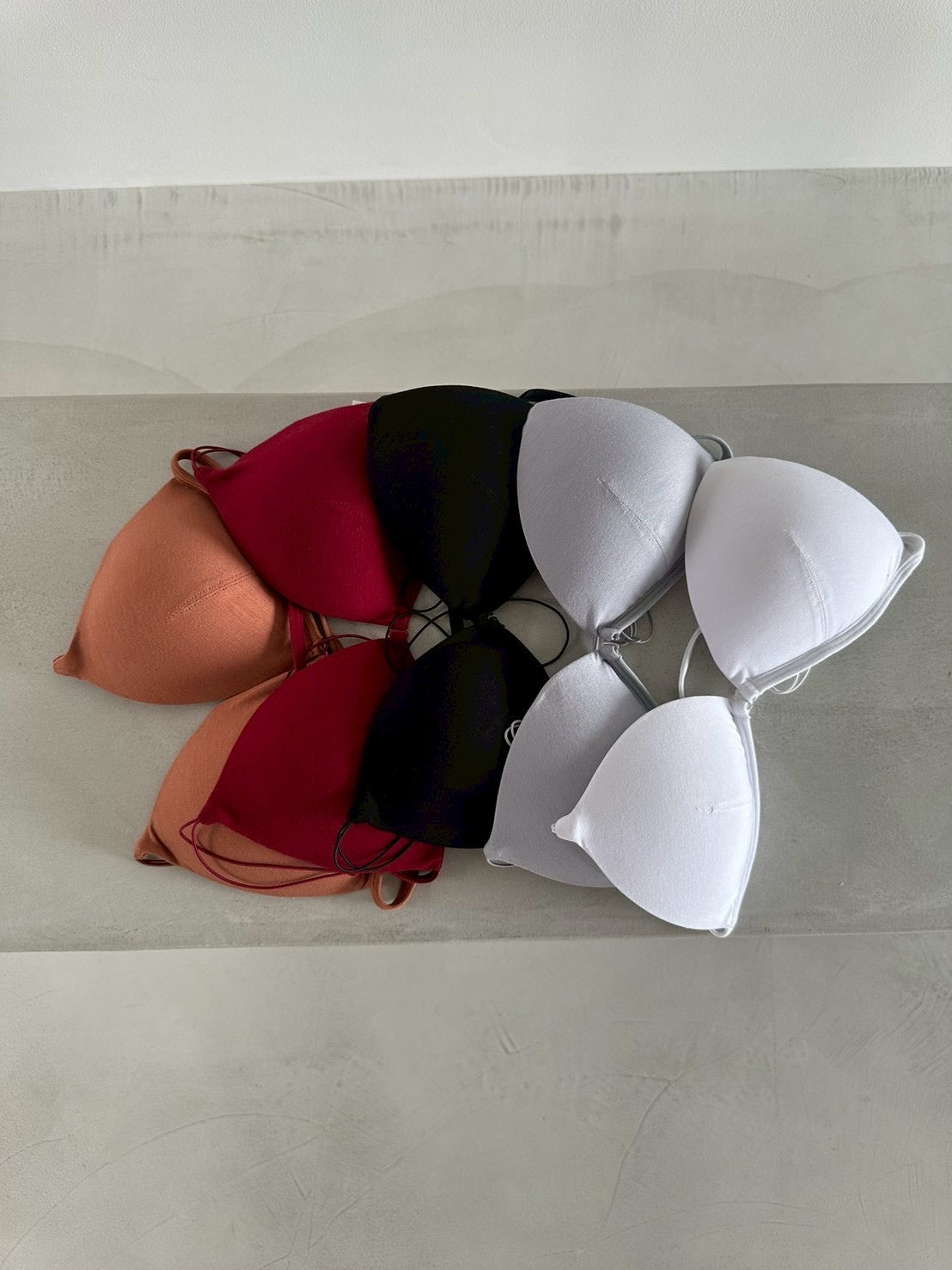 ファッショントライアングルブラ