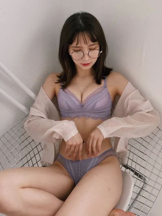 【自胸にフィット】くっきり谷間メイク強力ボリュームブラセット
