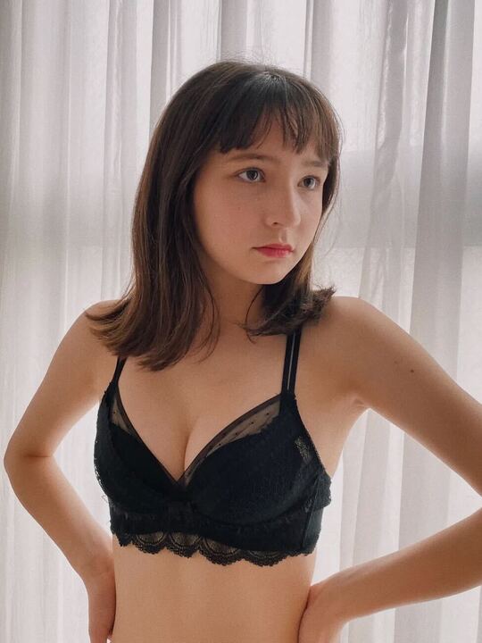 【自胸にフィット】くっきり谷間メイク強力ボリュームブラセット