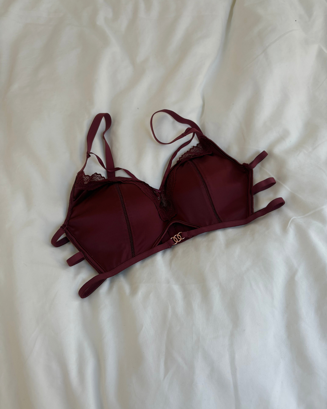 【整形級谷間】ボリュームアップセクシーブラセット